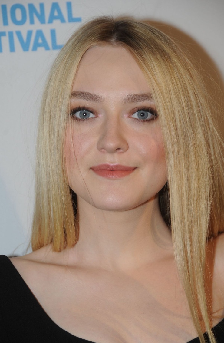 Dakota Fanning Dakota Fanning