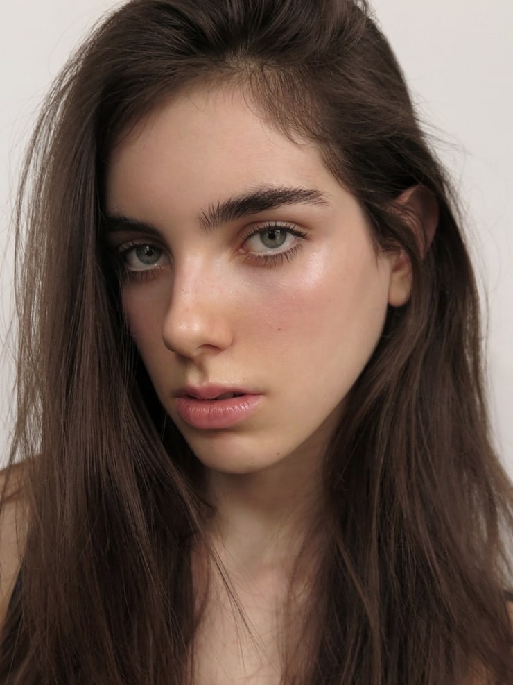 Madeleine Knighton Madeleine Knighton