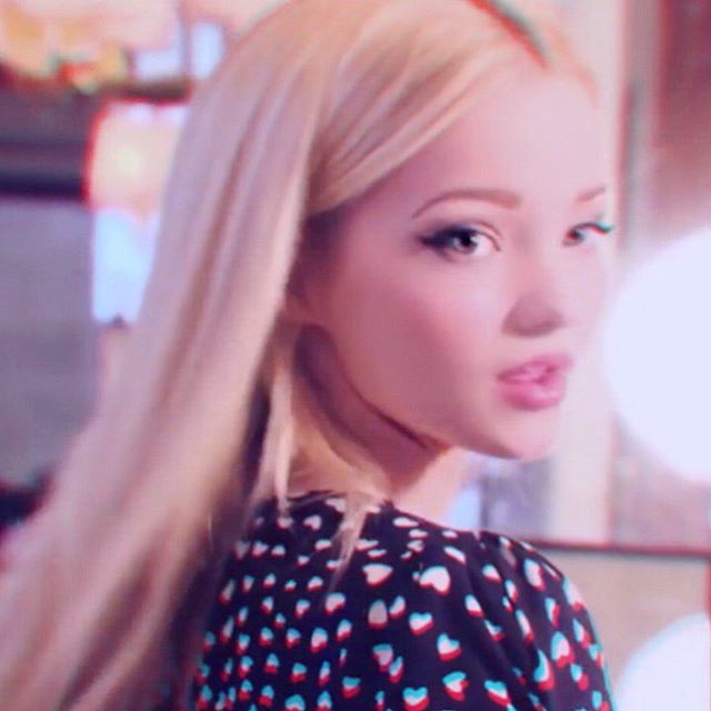 Dove Cameron