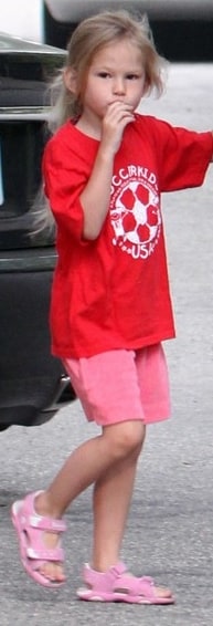 Violet Affleck