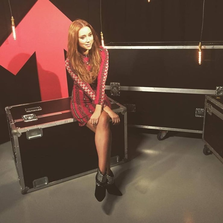 Una Healy Una Healy