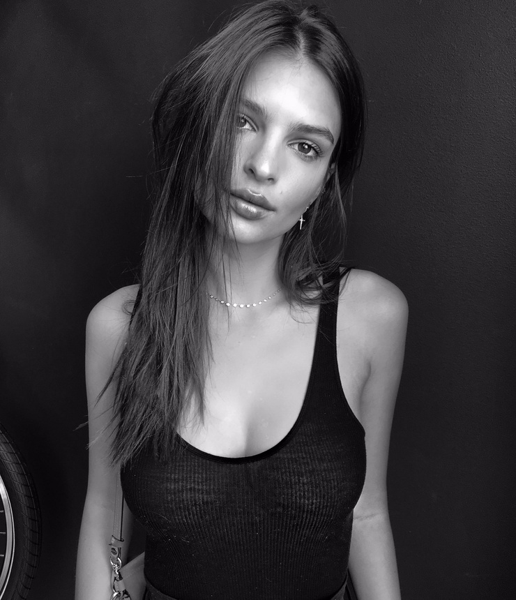 Emily Ratajkowski Emily Ratajkowski