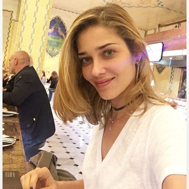 Ana Beatriz Barros