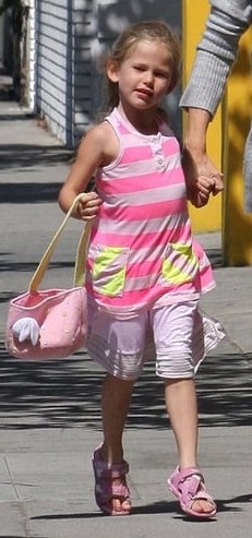 Violet Affleck