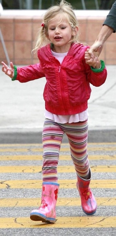 Violet Affleck
