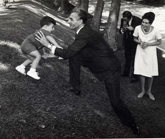 Farah Pahlavi