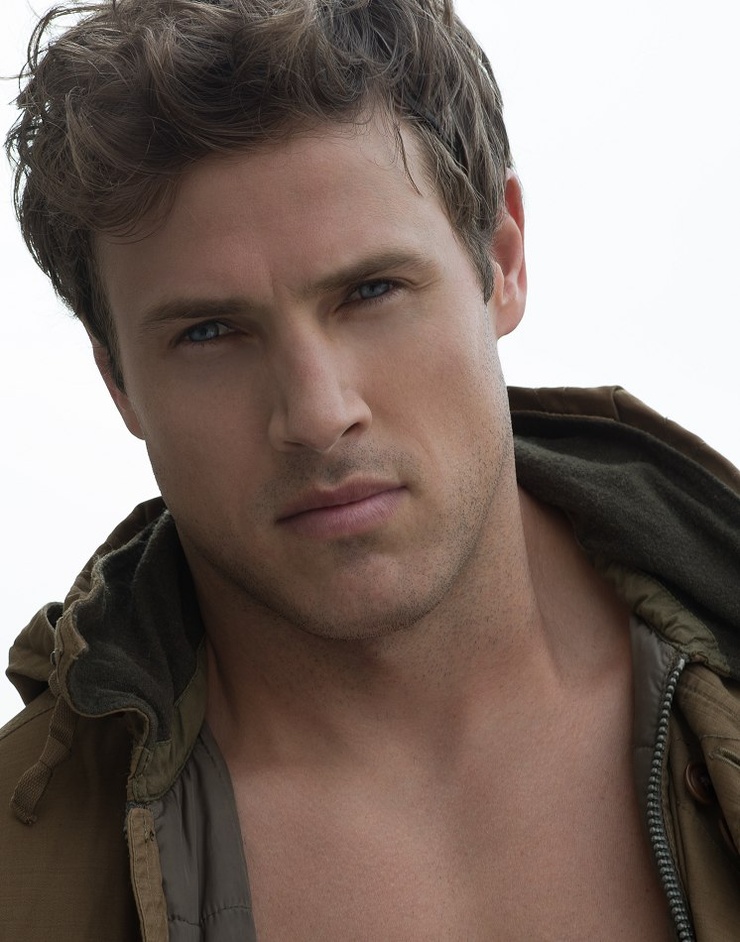 Sean D Sullivan