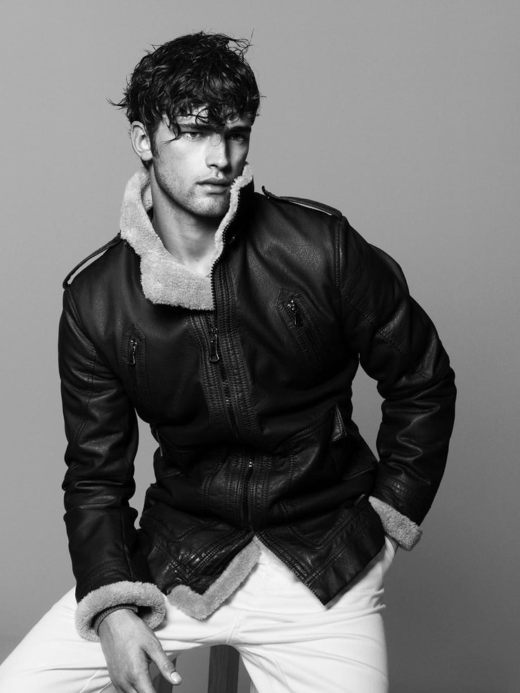 Sean Opry