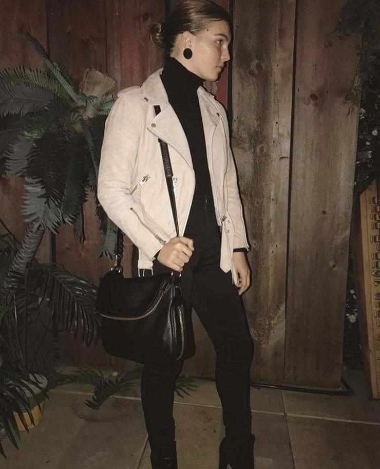Camren Bicondova