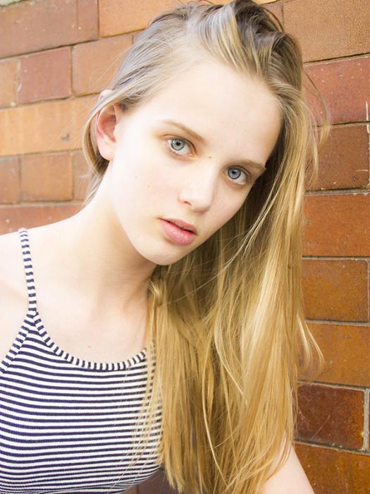 Ella McRobb