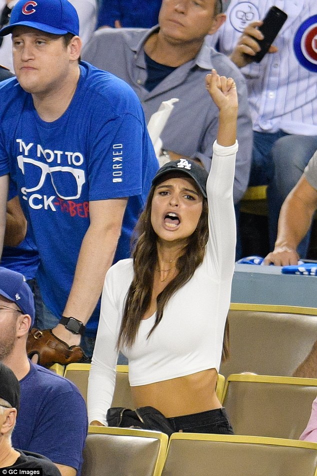 Emily Ratajkowski