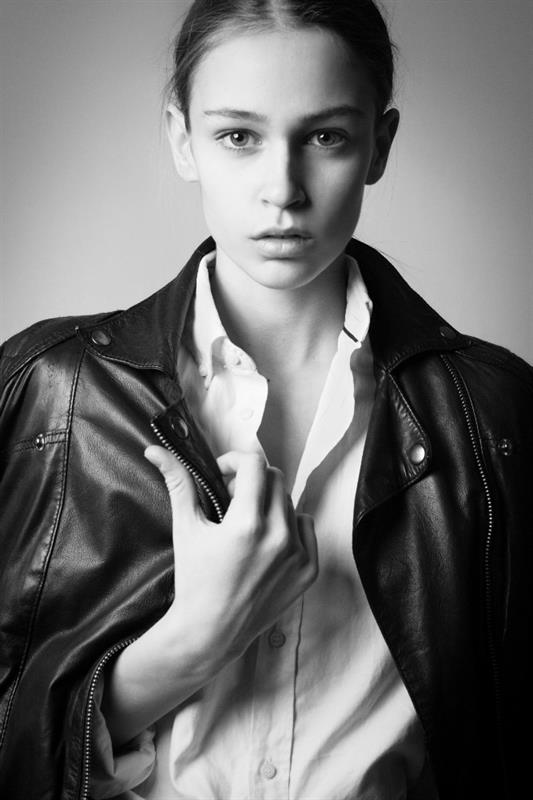 Tijana Nikolic Tijana Nikolic