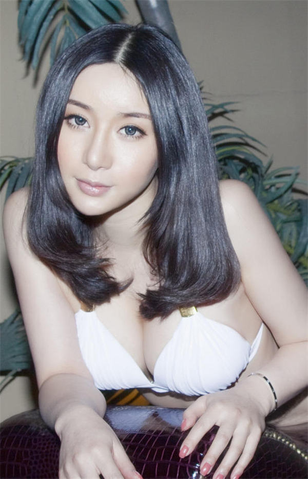 Wang Yu Mo 王羽墨