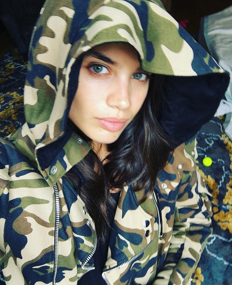 Sara Sampaio Sara Sampaio