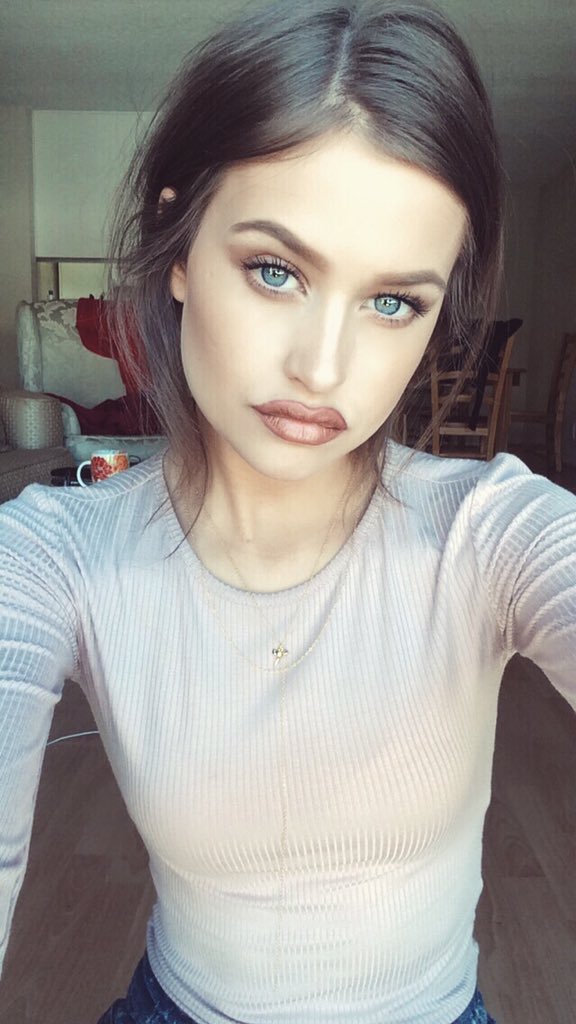 Lexi Wood Lexi Wood