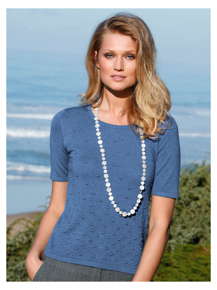 Toni Garrn