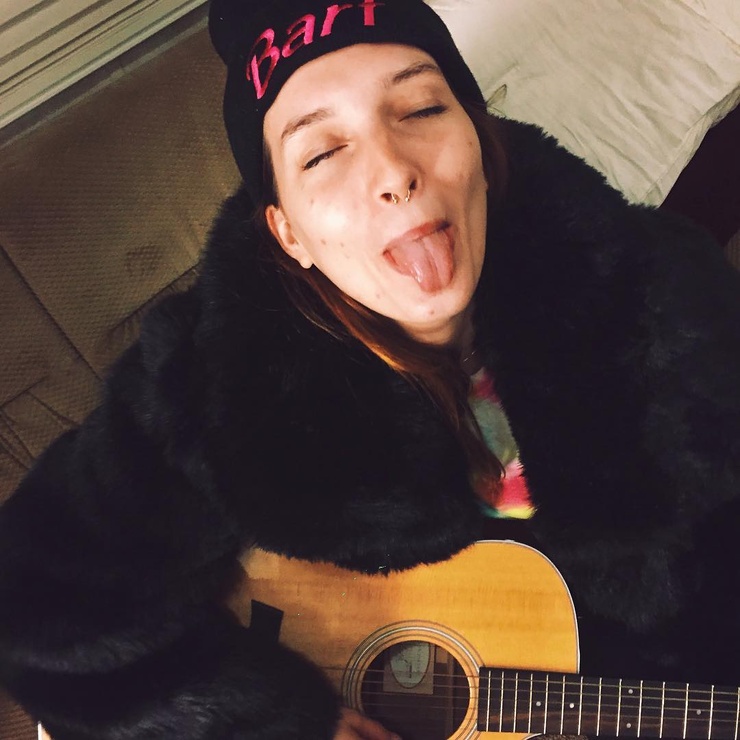 Dani Thorne