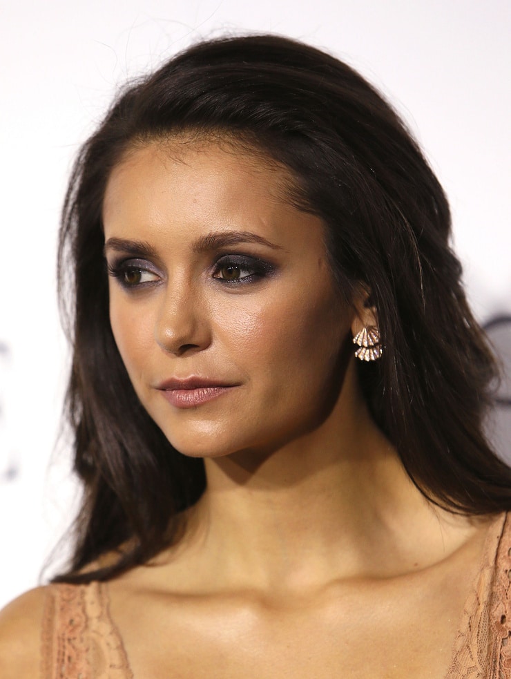 Nina Dobrev