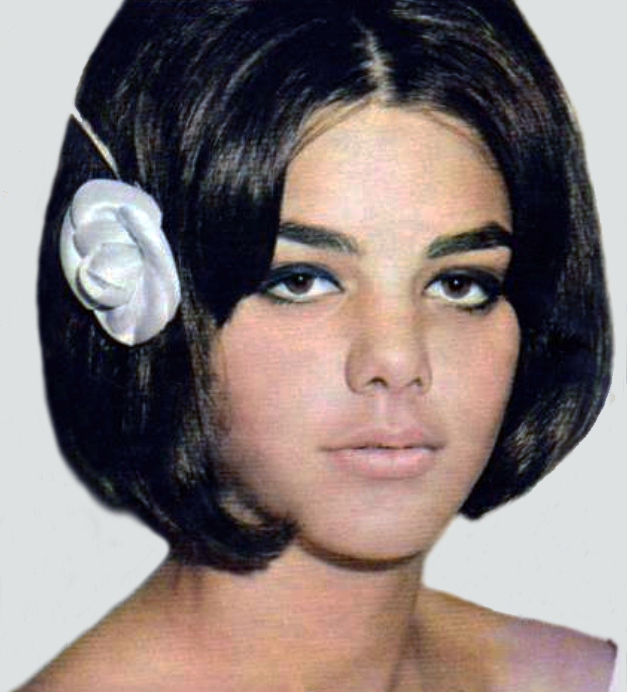 Tina Aumont Tina Aumont
