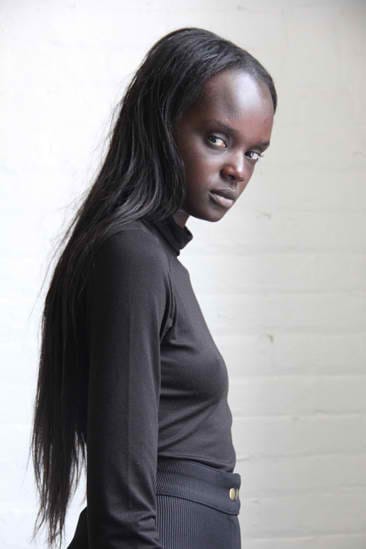 Duckie Thot