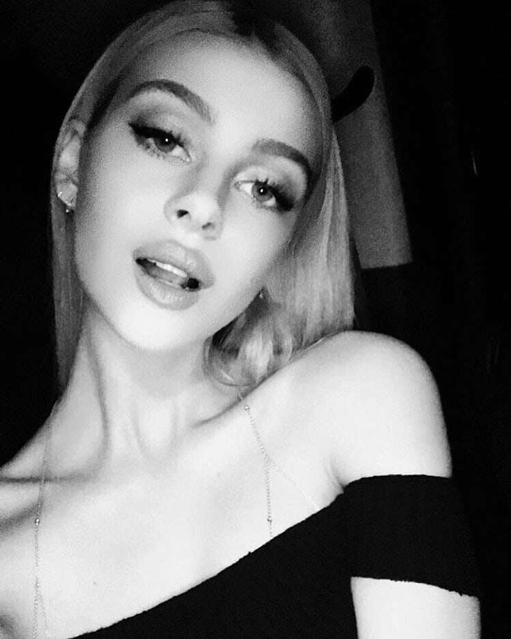 Nicola Peltz Nicola Peltz