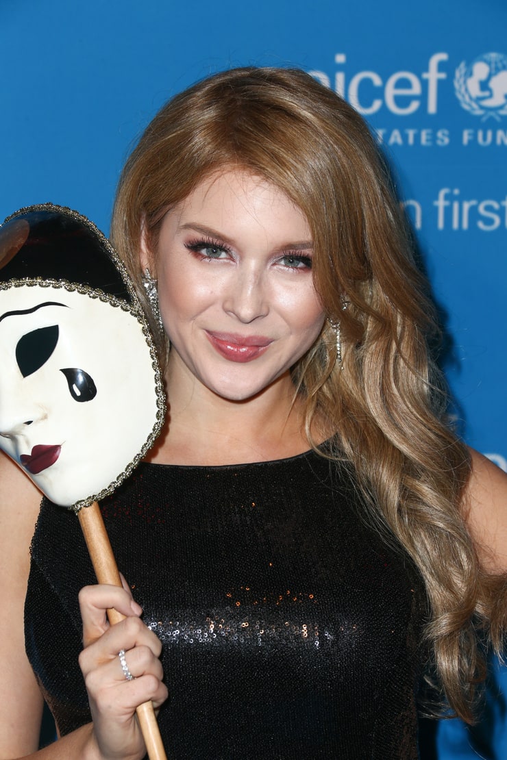 Renee Olstead