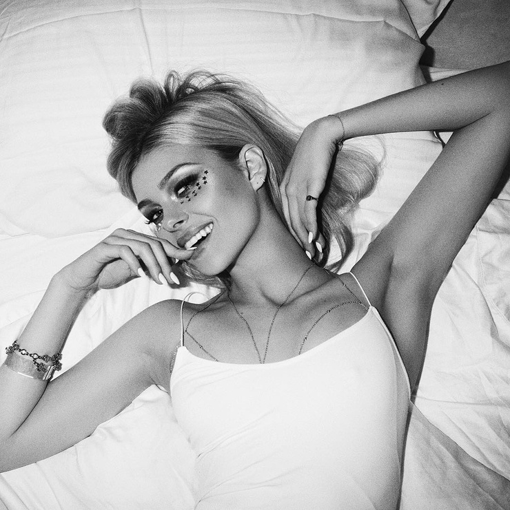 Nicola Peltz Nicola Peltz