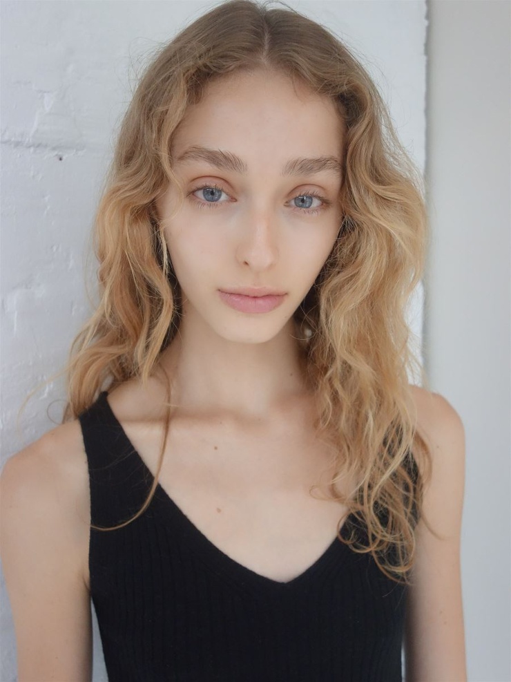 Bella Currie
