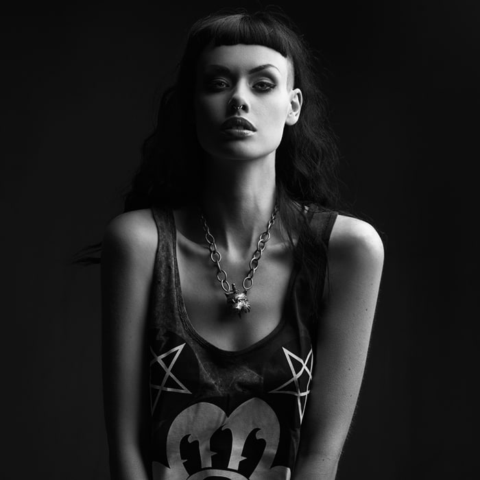 Элис 14. Alice shot модель. Danielle Kelson. Peter Coulson фотограф. Tiziana Peter Coulson.