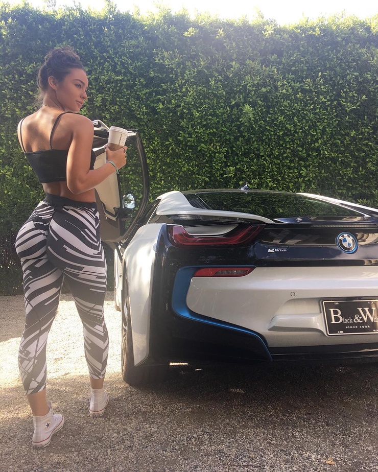 Sommer Ray