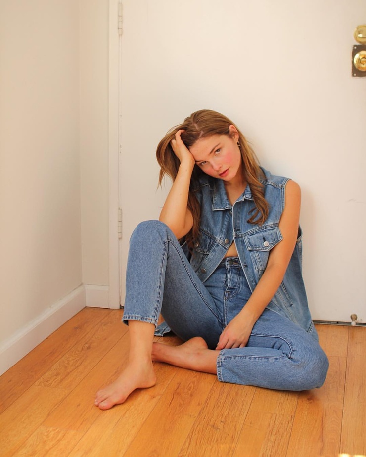 Stefanie Scott Stefanie Scott