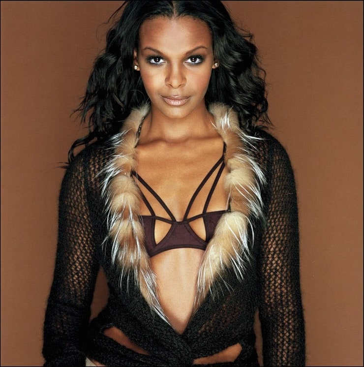 Samantha Mumba