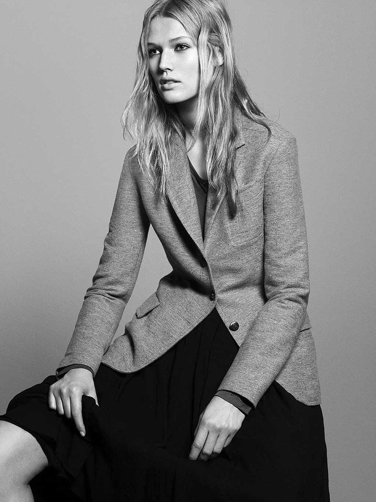 Toni Garrn