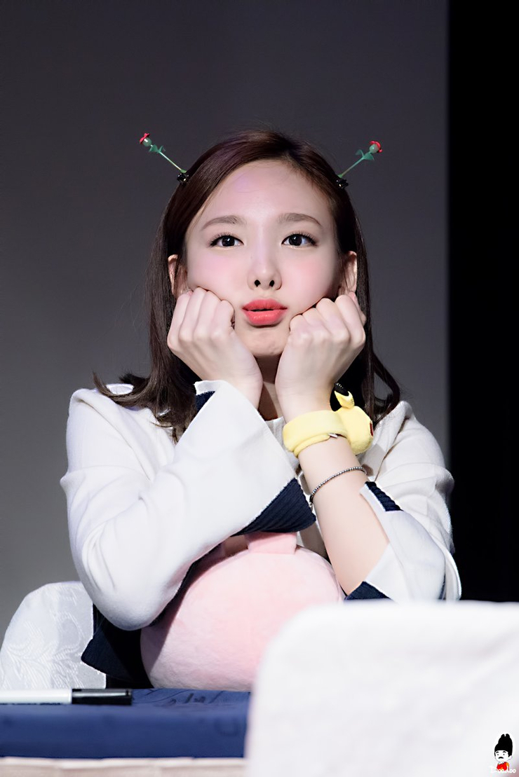 Im Nayeon