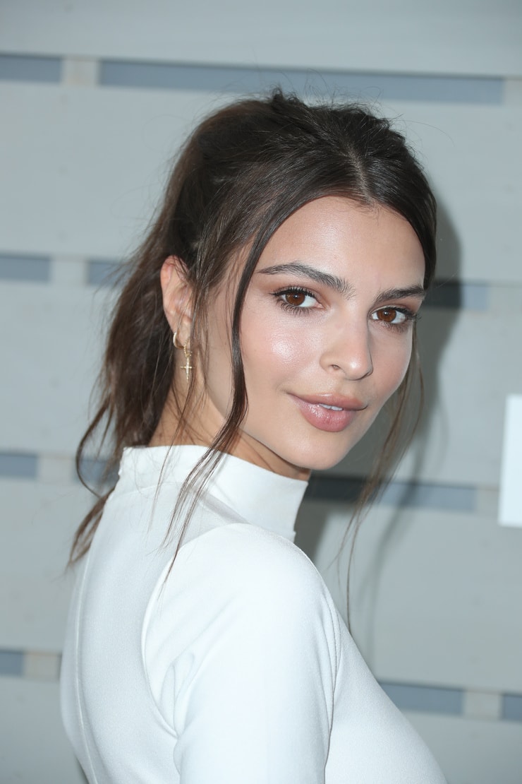 Emily Ratajkowski