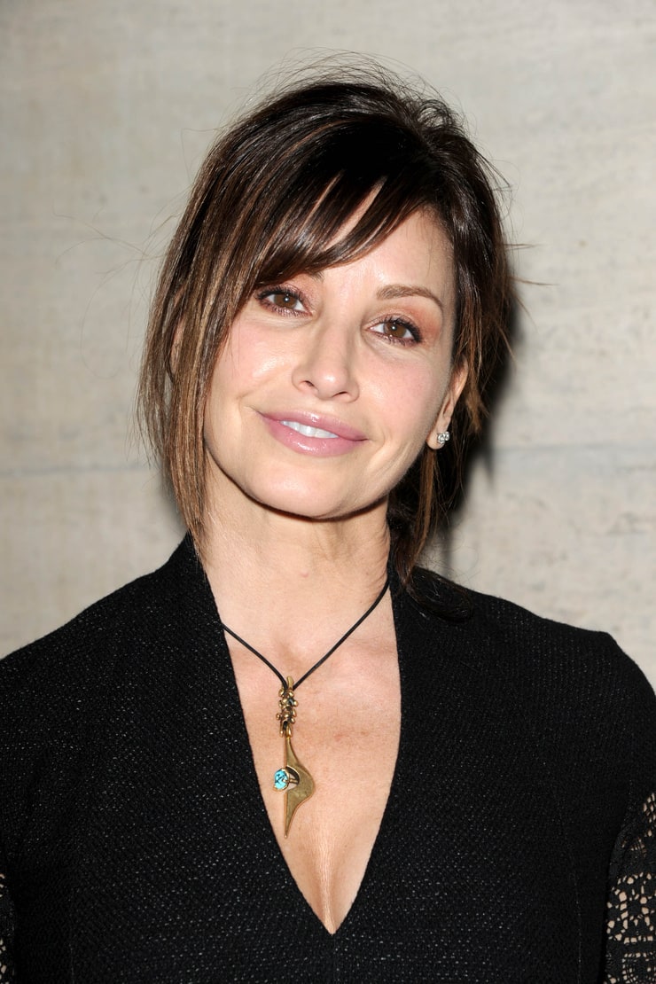 Gina Gershon