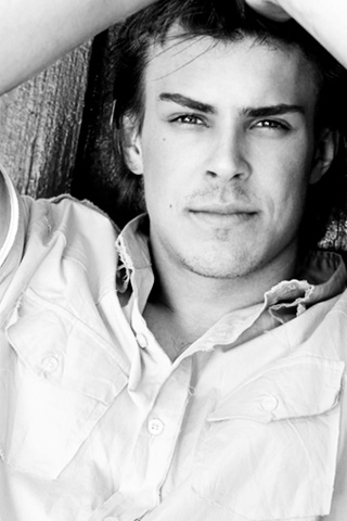 Chris Lowell Chris Lowell