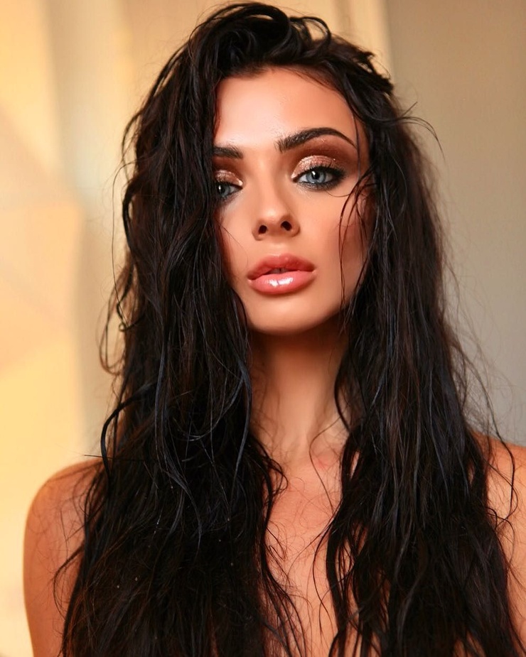 Kady McDermott Kady McDermott