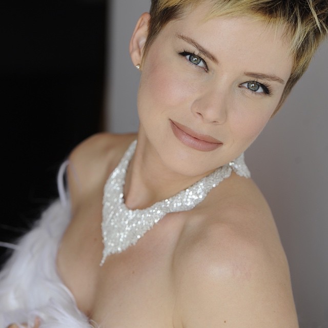 Andrea Osvárt Andrea Osvárt