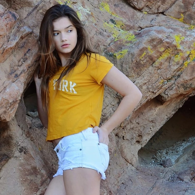 alexis jayde burnett alexis jayde burnett