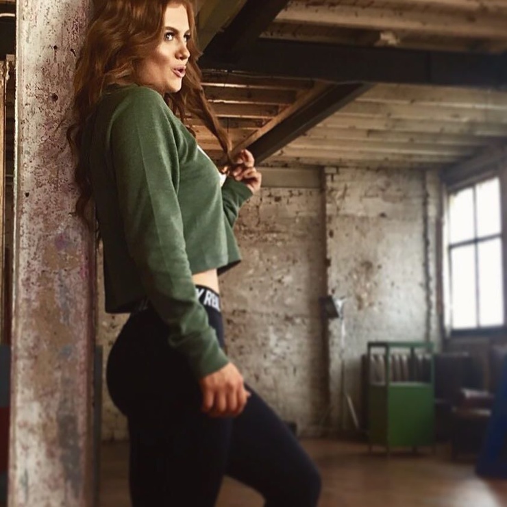 Maisie Smith Maisie Smith