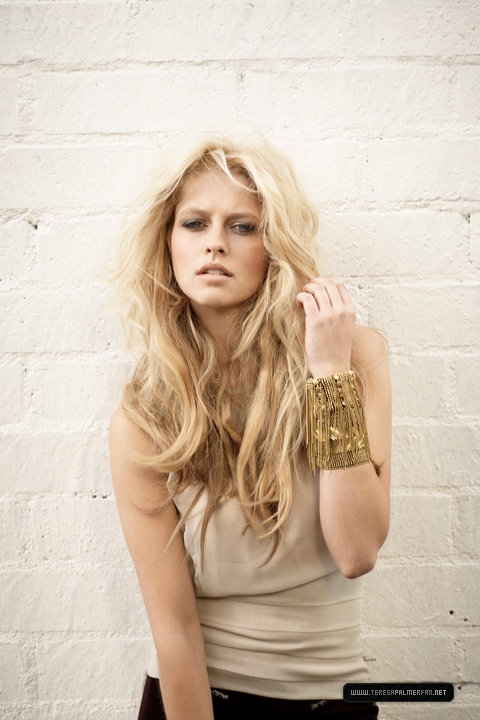 Teresa Palmer Teresa Palmer