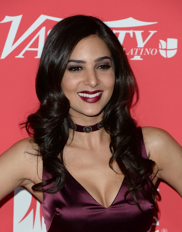 Camila Banus