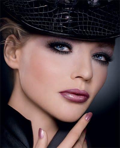 Sasha Pivovarova Sasha Pivovarova