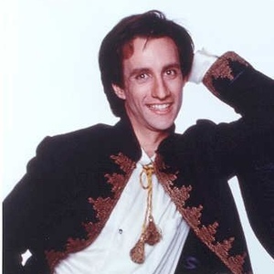 Bronson Pinchot