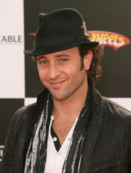 Alex O'Loughlin