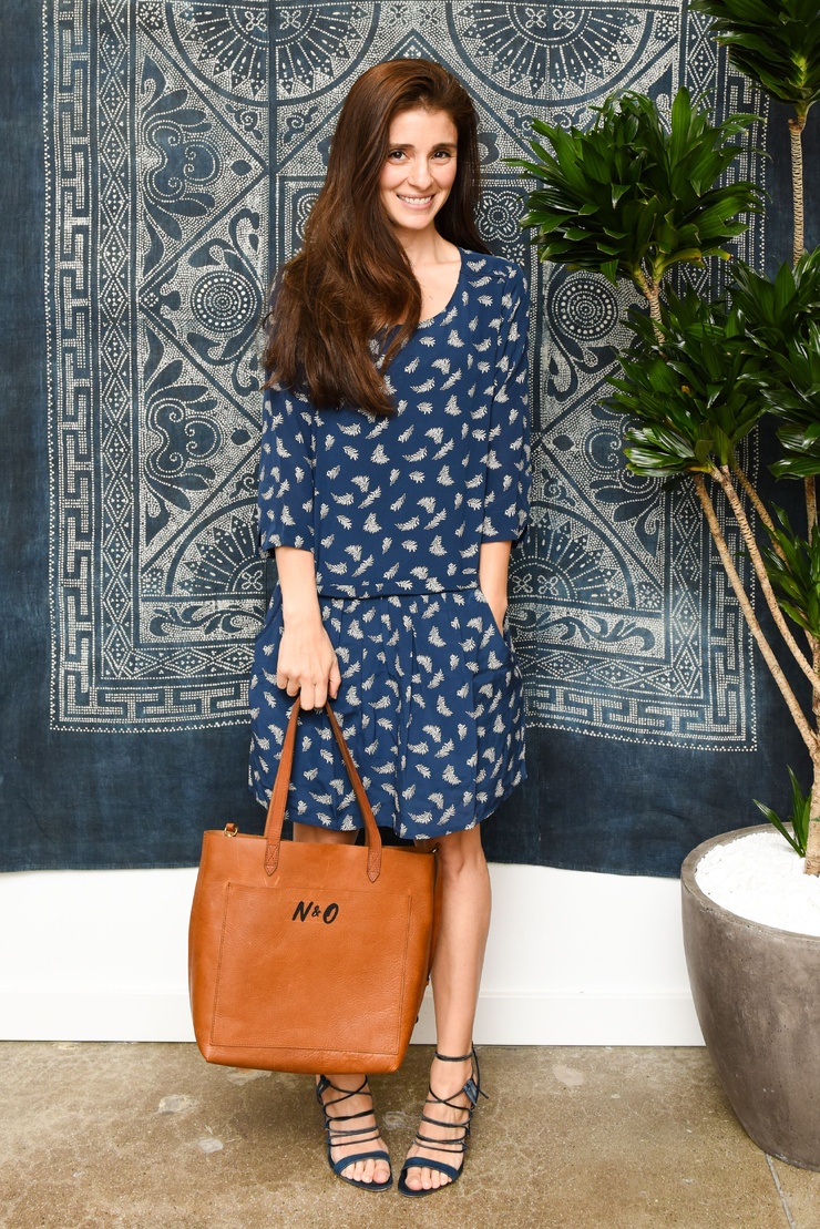 Shiri Appleby
