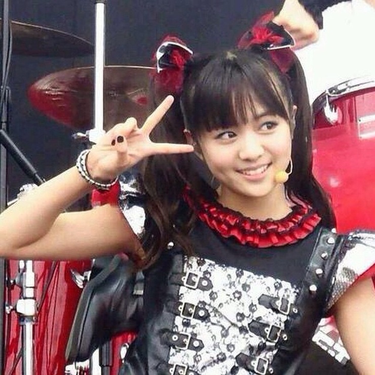 Moa Kikuchi Moa Kikuchi