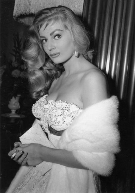 Anita Ekberg