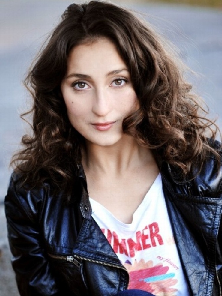 Mandana Mansouri Mandana Mansouri